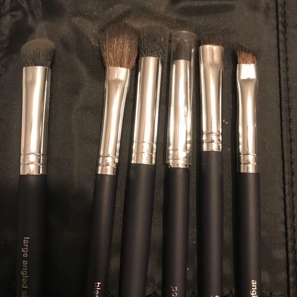 Eye Contour Tutorial Brush Set w/ Case - Picture 5 of 5